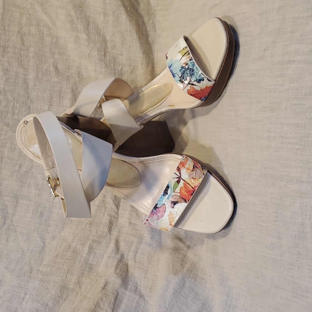Cole Hann Floral Ankle Wrap Heels SZ 8.5